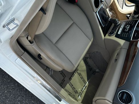 Used 2013 Mercedes-Benz C 300 4MATIC Sedan image 16