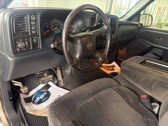 Used 2001 Chevrolet Silverado 1500 LS w/ Firm Ride Suspension Pkg AWD/4WD image 21