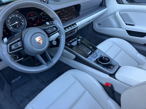 Used 2024 Porsche 911 Carrera S image 4