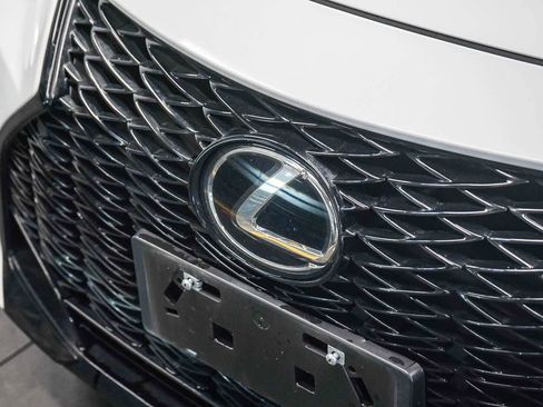 Used 2023 Lexus IS 350 F Sport image 8