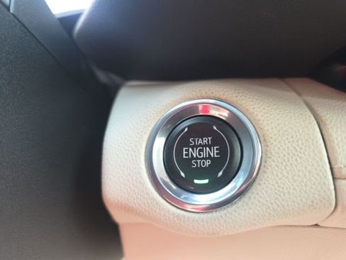 Used 2022 Buick Envision Preferred image 22