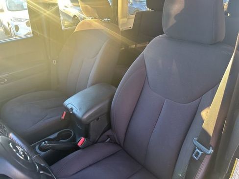 Used 2014 Jeep Wrangler Unlimited Sport w/ Dual Top Group image 15