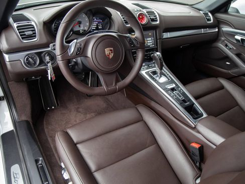 Used 2013 Porsche Boxster S RWD image 4