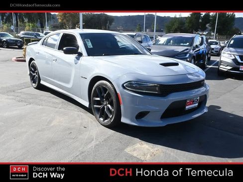 Used 2022 Dodge Charger R/T w/ Blacktop Package image 3