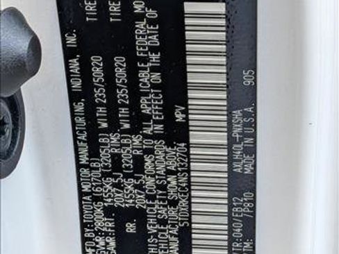 Used 2022 Toyota Sienna XSE FWD image 25