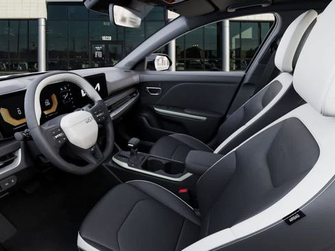 New 2026 Kia K4 GT-Line image 17