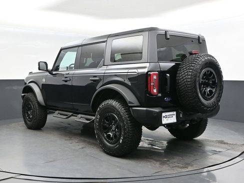 Used 2023 Ford Bronco Wildtrak image 5