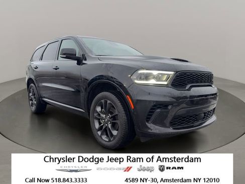 Used 2024 Dodge Durango GT image 1