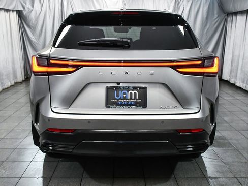 Used 2024 Lexus NX 250 FWD image 5