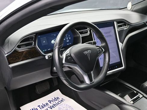 Used 2017 Tesla Model S 75 image 15
