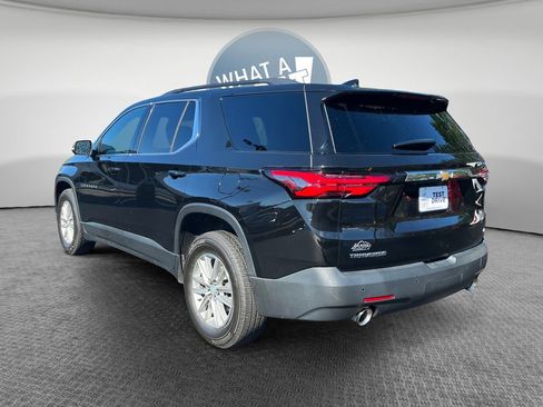 Used 2023 Chevrolet Traverse LT FWD image 6