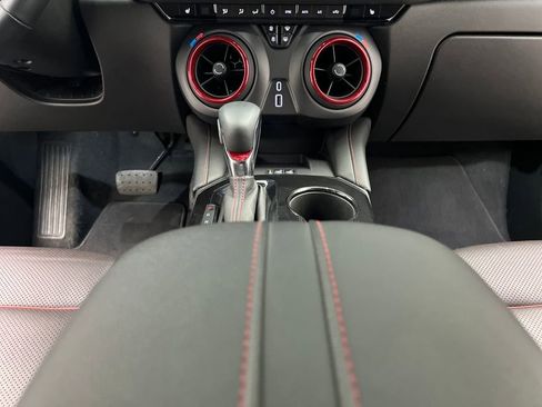 Used 2025 Chevrolet Blazer RS image 39