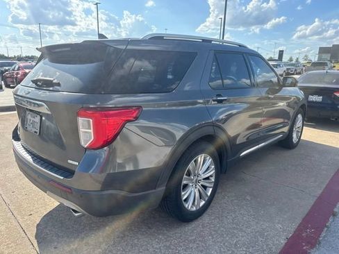 Used 2020 Ford Explorer Limited RWD image 3