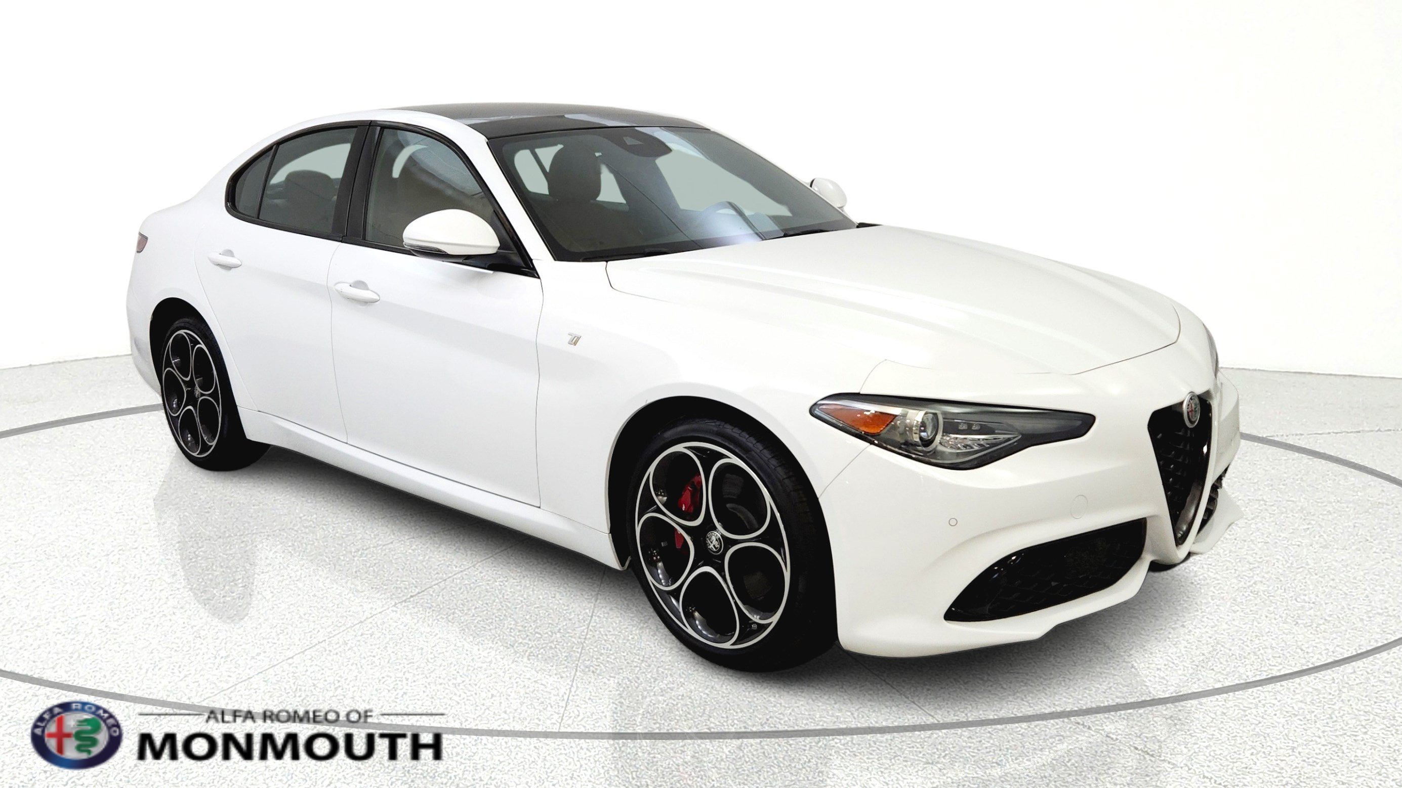 Used 2023 Alfa Romeo Giulia Ti w/ Active Assist Plus Package AWD/4WD image 1
