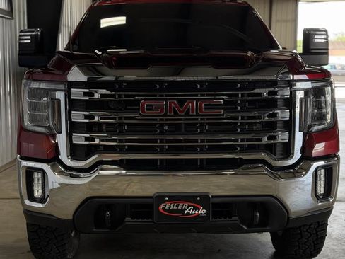 Used 2020 GMC Sierra 2500 SLE w/ SLE Convenience Package AWD/4WD image 3