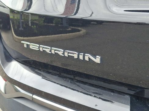 Used 2023 GMC Terrain AT4 w/ Infotainment Package II AWD/4WD image 7