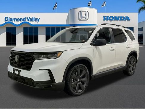 New 2025 Honda Pilot Sport image 7