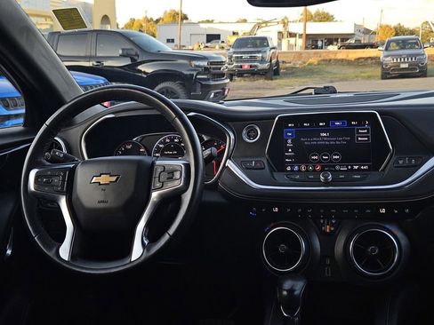 Used 2022 Chevrolet Blazer Premier w/ Enhanced Convenience Package image 21