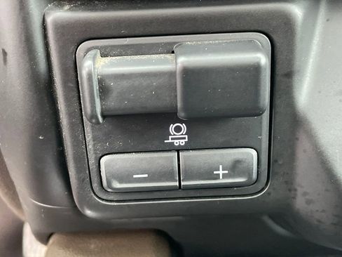 Used 2023 GMC Sierra 3500 Denali w/ Denali Ultimate Package image 41