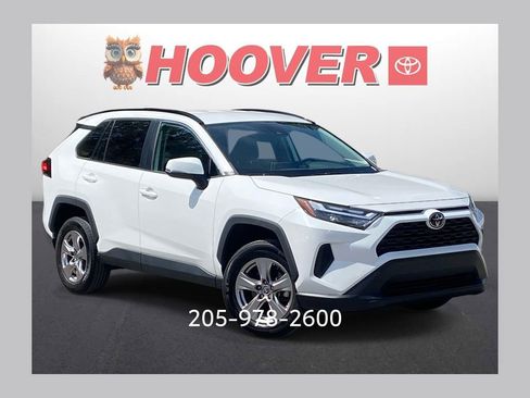 Used 2023 Toyota RAV4 XLE image 1