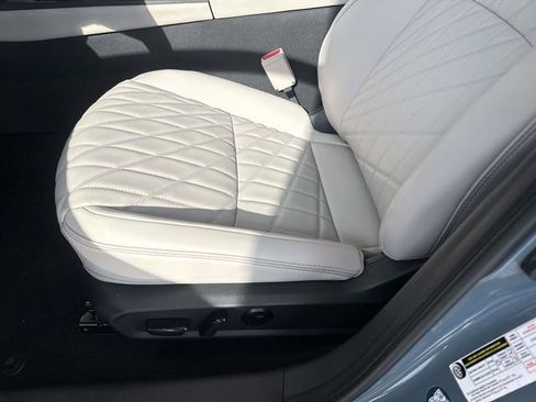 Used 2026 Nissan Sentra SL w/ Floor Mat Package image 20