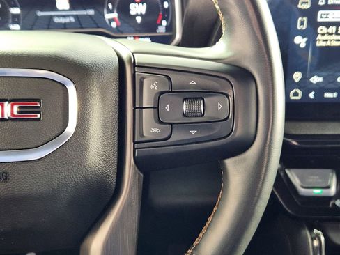 Used 2024 GMC Sierra 2500 AT4 w/ AT4 Premium Plus Package AWD/4WD image 19