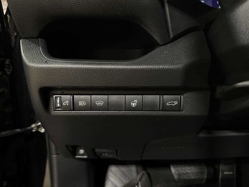 Used 2023 Toyota RAV4 SE w/ Convenience Package AWD/4WD image 31