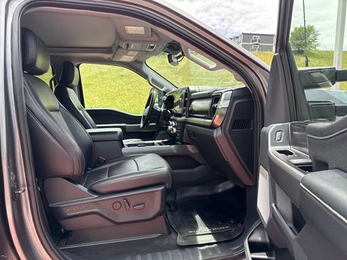 Certified 2025 Ford F350 Lariat AWD/4WD image 28