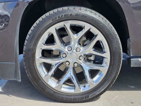 Used 2016 Cadillac Escalade Platinum image 14