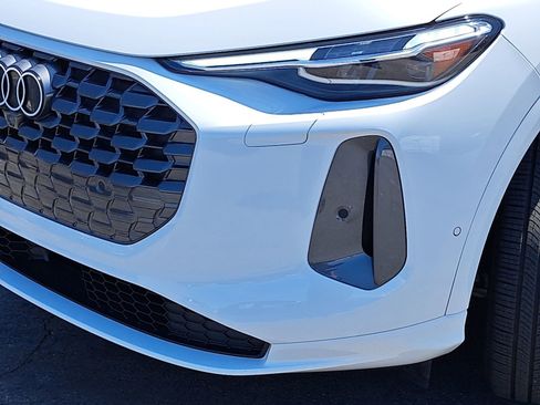 Certified 2025 Audi Q5 Premium Plus w/ Premium Plus AWD/4WD image 33