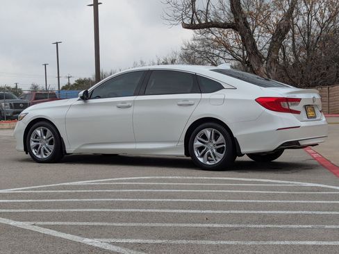 Certified 2018 Honda Accord LX image 6