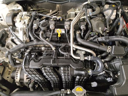 Used 2023 Nissan Altima 2.5 SV image 30