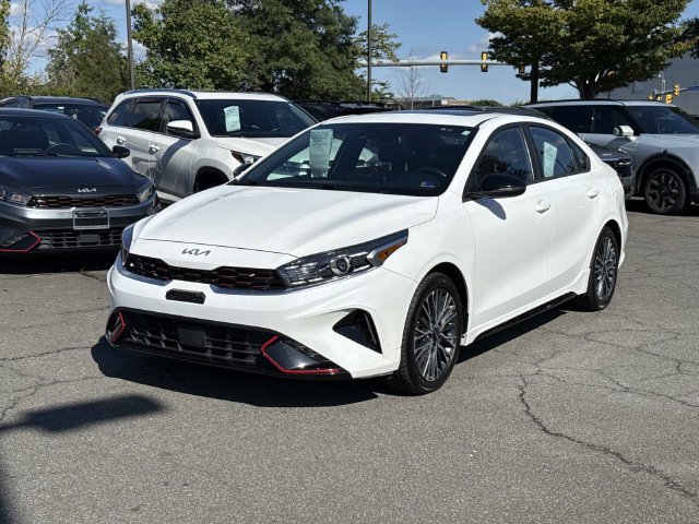 Used 2023 Kia Forte GT-Line w/ GT-Line Premium Package FWD image 5