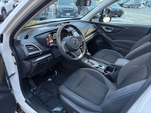 Used 2022 Subaru Forester Premium image 42