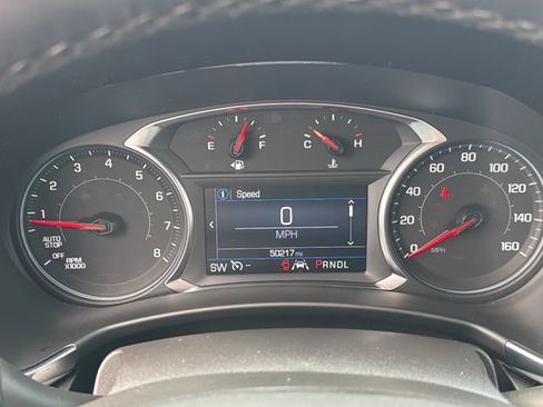 Used 2024 Chevrolet Equinox LT AWD/4WD image 21