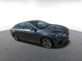 Used 2024 Kia Forte LXS image 2