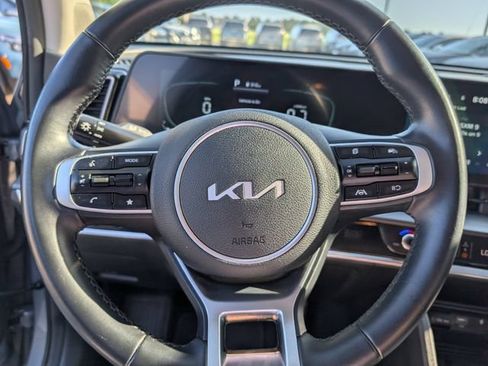 Used 2024 Kia Sportage EX FWD image 20