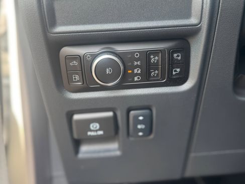 New 2025 Ford F150 Lariat w/ Equipment Group 501A Mid image 32