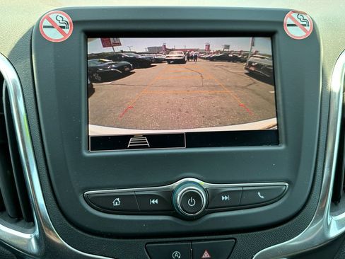 Used 2024 Chevrolet Equinox LT FWD image 33