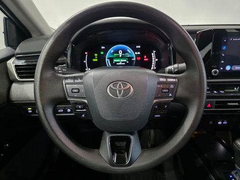 Used 2025 Toyota Camry LE w/ Convenience Package AWD/4WD image 16