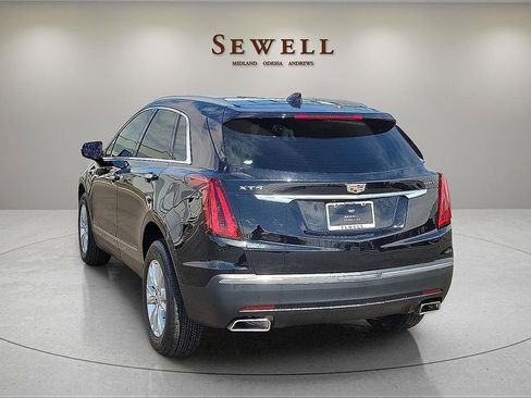 Certified 2023 Cadillac XT5 Luxury w/ LPO, Floor Liner Package FWD image 3