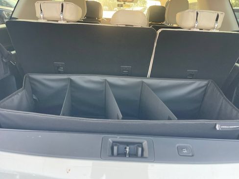 New 2027 Lincoln Navigator Reserve AWD/4WD image 9