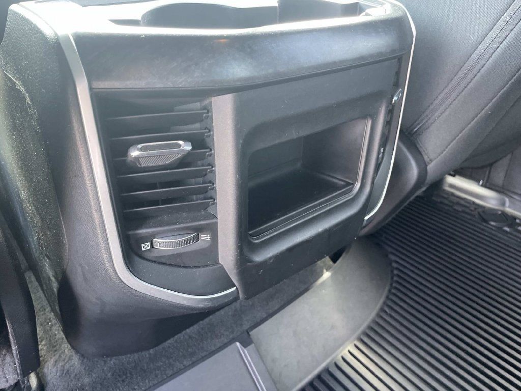 Used 2019 RAM 1500 Big Horn AWD/4WD image 10