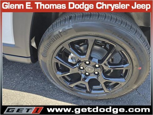 New 2026 Jeep Compass Latitude AWD/4WD image 7