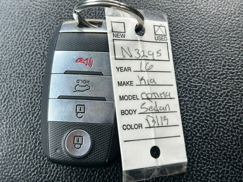 Used 2016 Kia Optima LX image 33