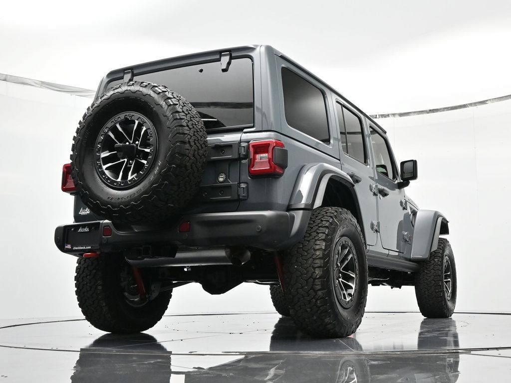 New 2025 Jeep Wrangler Unlimited Rubicon AWD/4WD image 40