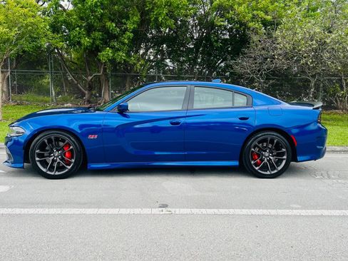 Used 2022 Dodge Charger Scat Pack w/ Plus Group RWD image 5