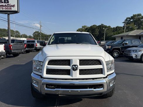 Used 2018 RAM 2500 SLT AWD/4WD image 2