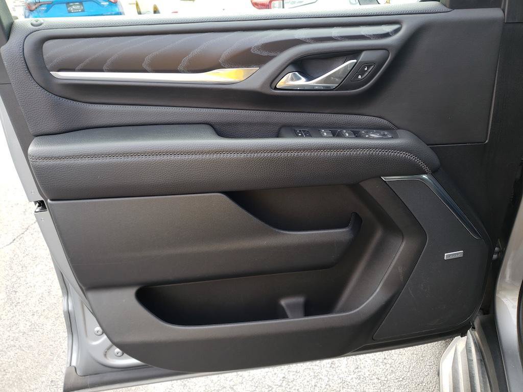 Used 2023 GMC Yukon Denali RWD image 18