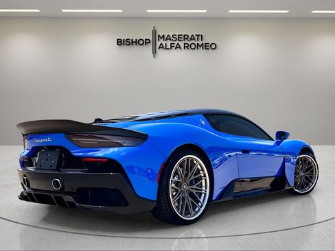 Used 2022 Maserati MC20 Coupe RWD image 6